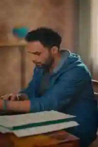 S1 E9
