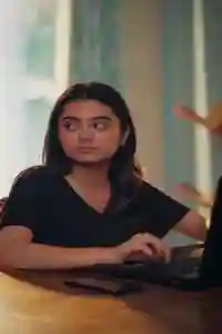 S1 E12