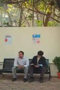 S1 E1