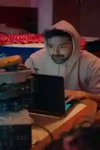 S1 E13