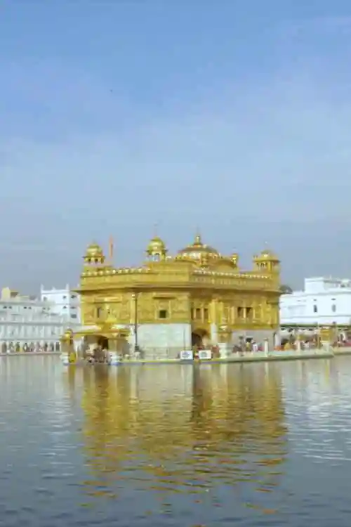 E1.1 Golden Temple - Ek Onkar